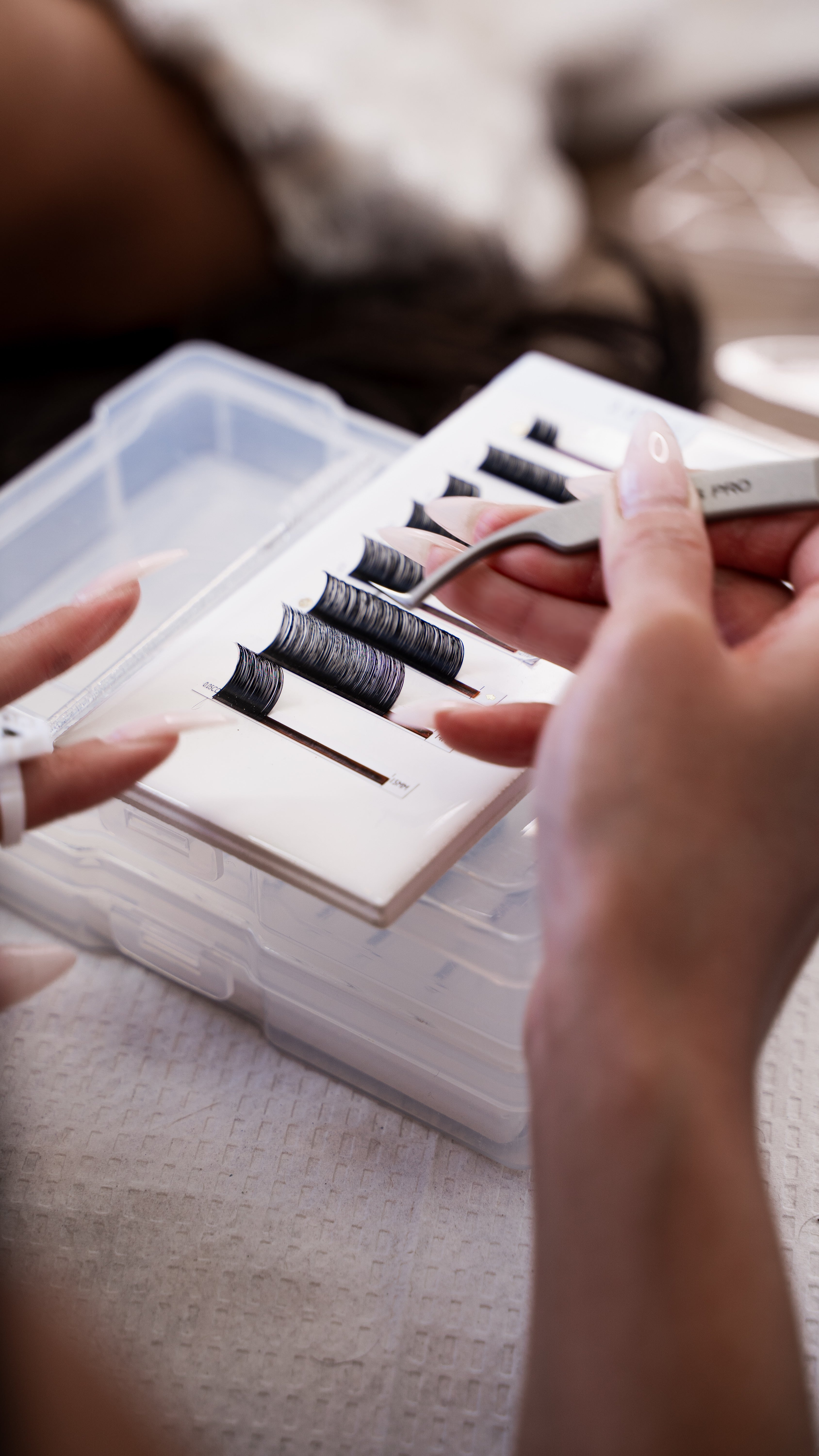 LASH-SSENTIALS™ Pro Volume Lash Trays (.05)